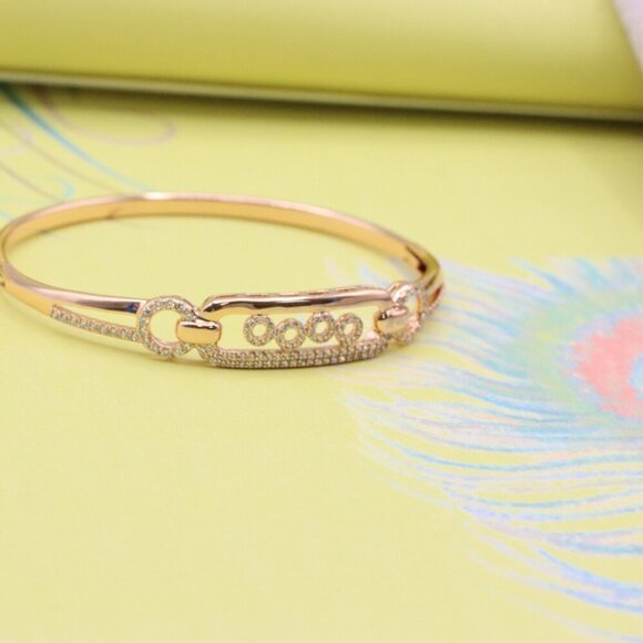 Elegant Rose Gold Bangle with Circle Accents and Crystal Detailing, XPBL0421 - Picture 3 of 11